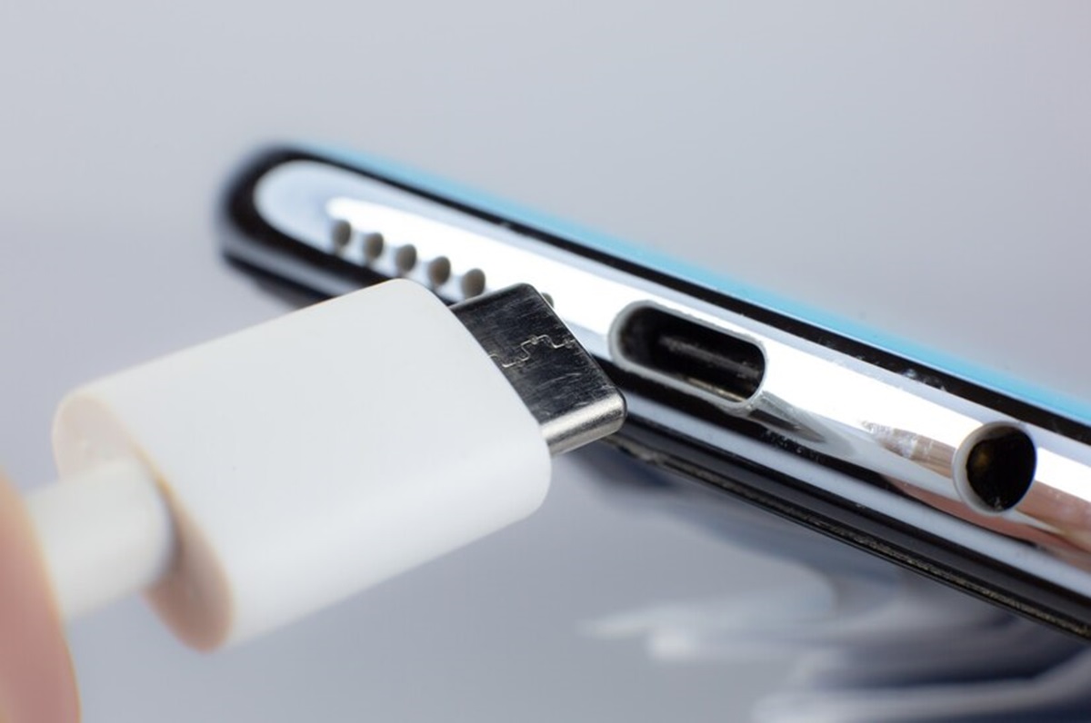 A clogged port can obstruct the connection between your device